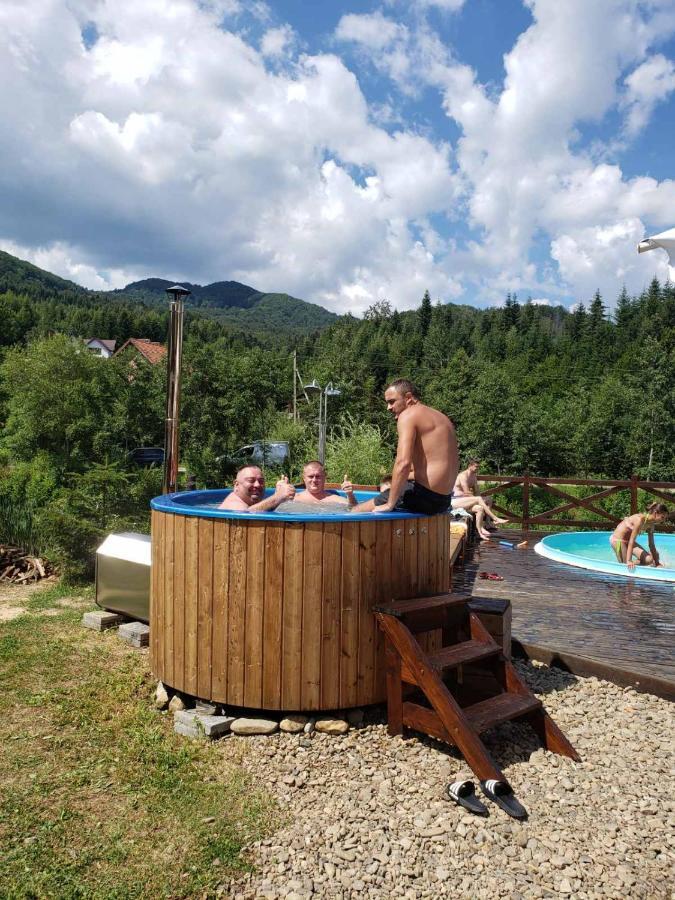 Edelweiss Carpathians Migovo Hotel ภายนอก รูปภาพ