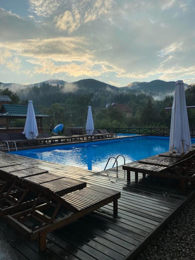 Edelweiss Carpathians Migovo Hotel ภายนอก รูปภาพ