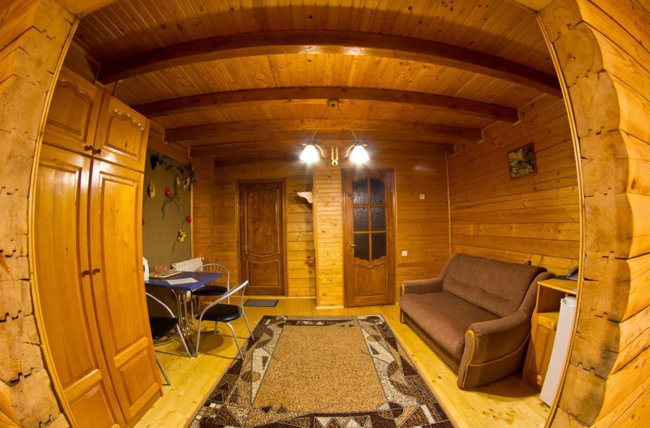 Edelweiss Carpathians Migovo Hotel ภายนอก รูปภาพ