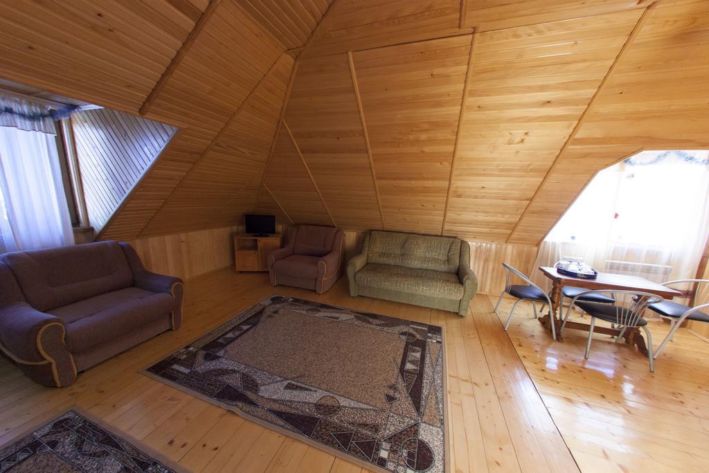 Edelweiss Carpathians Migovo Hotel ภายนอก รูปภาพ
